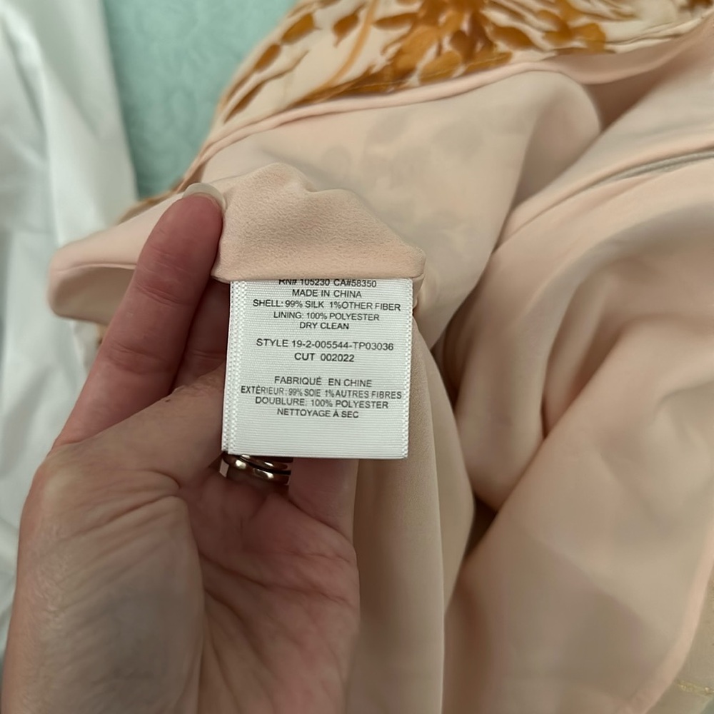 NWT Joie Damien Halter Top Silk Peach and Cream Floral Blouse Sz 0 - Picture 5 of 5